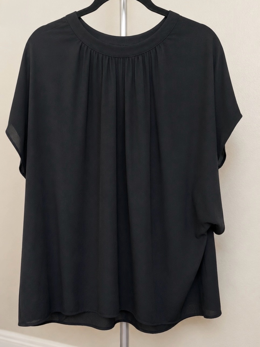 SHEIN Black Pleated Short Sleeve Blouse